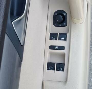 Фольксваген Пассат 2011 в Фастове на Automoto.ua Черный Фольксваген Пассат, объемом двигателя 1.97 л и пробегом 343 тыс. км за 9600 $, фото 12 на Automoto.ua