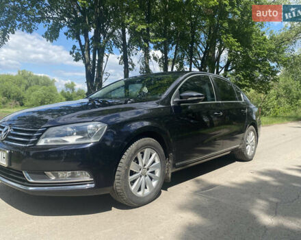 Черный Фольксваген Пассат, объемом двигателя 1.8 л и пробегом 160 тыс. км за 9000 $, фото 1 на Automoto.ua