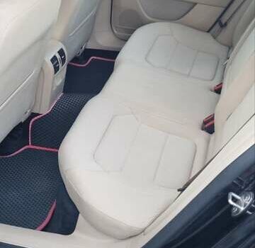 Фольксваген Пассат 2011 в Фастове на Automoto.ua Черный Фольксваген Пассат, объемом двигателя 1.97 л и пробегом 343 тыс. км за 9600 $, фото 15 на Automoto.ua