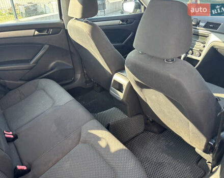 Черный Фольксваген Пассат, объемом двигателя 2.5 л и пробегом 302 тыс. км за 7700 $, фото 20 на Automoto.ua