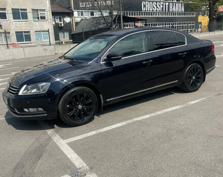 Черный Фольксваген Пассат, объемом двигателя 1.8 л и пробегом 186 тыс. км за 10000 $, фото 2 на Automoto.ua