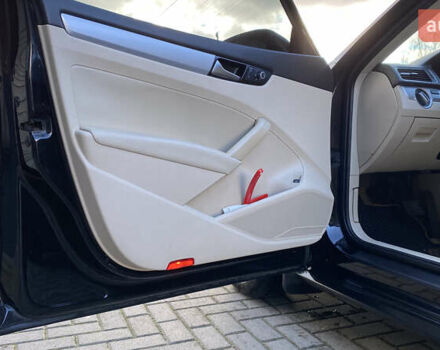 Черный Фольксваген Пассат, объемом двигателя 2.5 л и пробегом 248 тыс. км за 9100 $, фото 11 на Automoto.ua