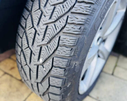 Черный Фольксваген Пассат, объемом двигателя 1.8 л и пробегом 180 тыс. км за 11200 $, фото 2 на Automoto.ua