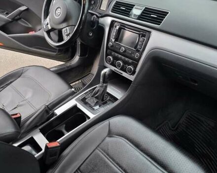 Черный Фольксваген Пассат, объемом двигателя 2.48 л и пробегом 219 тыс. км за 9500 $, фото 10 на Automoto.ua