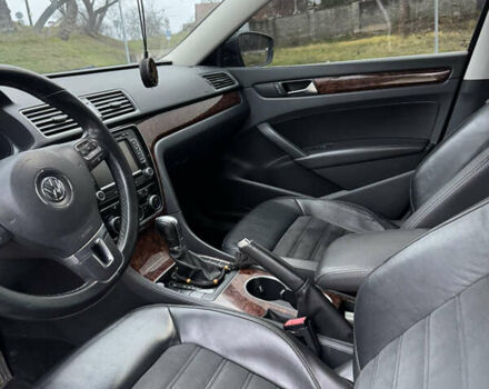 Черный Фольксваген Пассат, объемом двигателя 2.48 л и пробегом 159 тыс. км за 13500 $, фото 1 на Automoto.ua