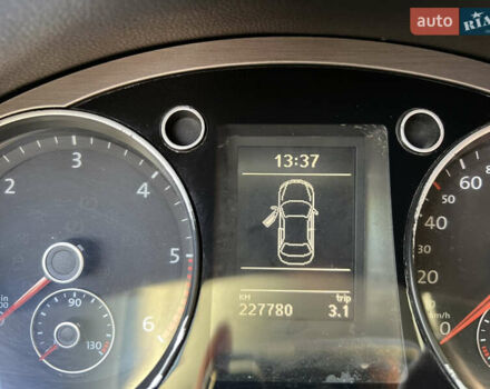 Черный Фольксваген Пассат, объемом двигателя 1.97 л и пробегом 228 тыс. км за 12000 $, фото 39 на Automoto.ua