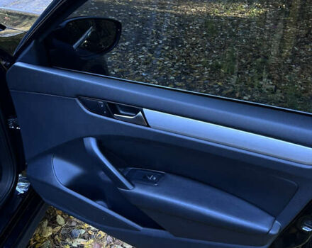 Фольксваген Пассат 2012 в Броварах на Automoto.ua Черный Фольксваген Пассат, объемом двигателя 2.48 л и пробегом 219 тыс. км за 9500 $, фото 16 на Automoto.ua