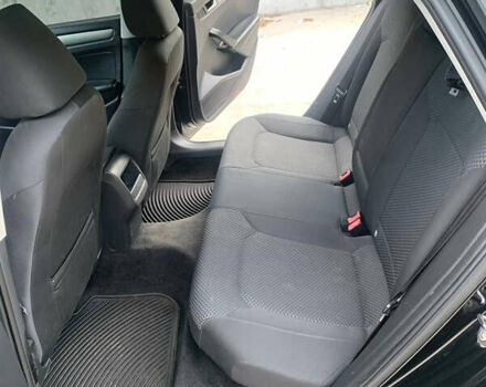 Чорний Фольксваген Пассат, об'ємом двигуна 2.48 л та пробігом 180 тис. км за 9000 $, фото 7 на Automoto.ua