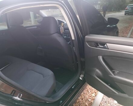 Черный Фольксваген Пассат, объемом двигателя 2.5 л и пробегом 229 тыс. км за 10350 $, фото 15 на Automoto.ua