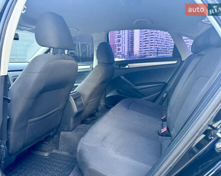 Черный Фольксваген Пассат, объемом двигателя 2.5 л и пробегом 247 тыс. км за 9200 $, фото 10 на Automoto.ua