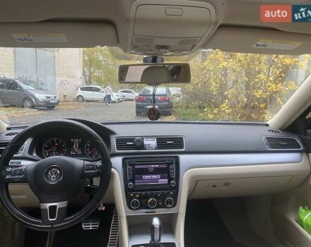 Фольксваген Пассат 2012 в Киеве на Automoto.ua Черный Фольксваген Пассат, объемом двигателя 2.5 л и пробегом 256 тыс. км за 9999 $, фото 5 на Automoto.ua