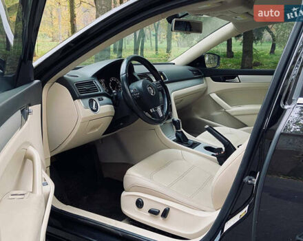 Черный Фольксваген Пассат, объемом двигателя 2.5 л и пробегом 166 тыс. км за 9999 $, фото 12 на Automoto.ua