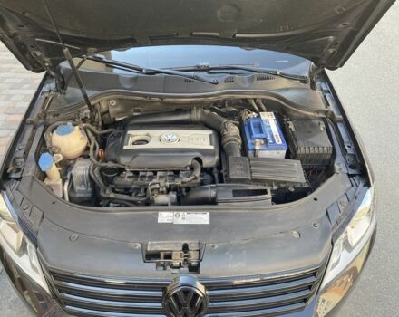 Фольксваген Пассат 2012 в Киеве на Automoto.ua Черный Фольксваген Пассат, объемом двигателя 2 л и пробегом 226 тыс. км за 11999 $, фото 7 на Automoto.ua