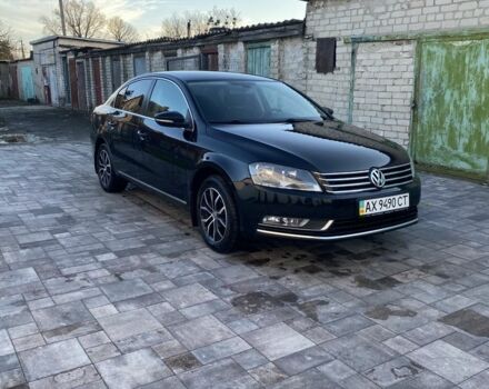 Чорний Фольксваген Пассат, об'ємом двигуна 2 л та пробігом 290 тис. км за 10000 $, фото 6 на Automoto.ua