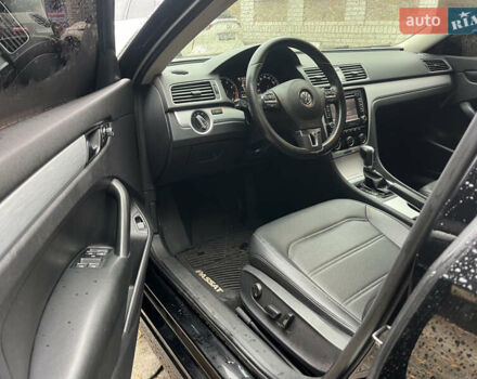 Чорний Фольксваген Пассат, об'ємом двигуна 2.5 л та пробігом 193 тис. км за 10500 $, фото 9 на Automoto.ua