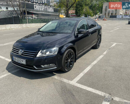 Черный Фольксваген Пассат, объемом двигателя 1.8 л и пробегом 186 тыс. км за 10000 $, фото 4 на Automoto.ua