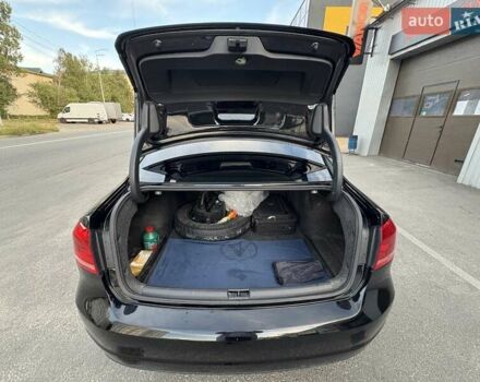 Чорний Фольксваген Пассат, об'ємом двигуна 2.5 л та пробігом 320 тис. км за 10100 $, фото 6 на Automoto.ua