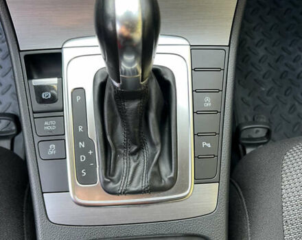 Черный Фольксваген Пассат, объемом двигателя 1.97 л и пробегом 228 тыс. км за 12000 $, фото 53 на Automoto.ua