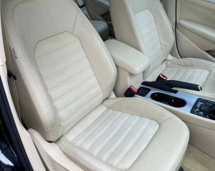 Черный Фольксваген Пассат, объемом двигателя 2 л и пробегом 269 тыс. км за 9900 $, фото 10 на Automoto.ua