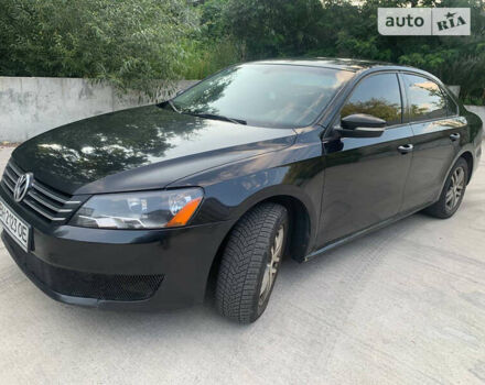 Чорний Фольксваген Пассат, об'ємом двигуна 2.48 л та пробігом 180 тис. км за 9000 $, фото 4 на Automoto.ua