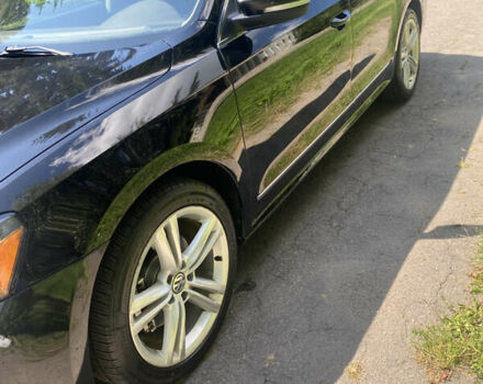 Фольксваген Пассат 2012 у Умани на Automoto.ua Чорний Фольксваген Пассат, об'ємом двигуна 1.97 л та пробігом 198 тис. км за 12400 $, фото 11 на Automoto.ua