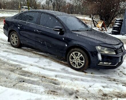 Черный Фольксваген Пассат, объемом двигателя 1.6 л и пробегом 220 тыс. км за 9450 $, фото 2 на Automoto.ua