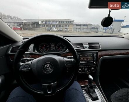 Чорний Фольксваген Пассат, об'ємом двигуна 2.48 л та пробігом 238 тис. км за 9800 $, фото 19 на Automoto.ua