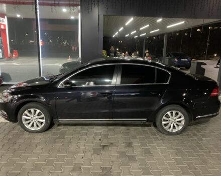 Черный Фольксваген Пассат, объемом двигателя 1.8 л и пробегом 200 тыс. км за 8500 $, фото 3 на Automoto.ua