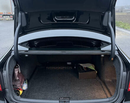 Черный Фольксваген Пассат, объемом двигателя 2.5 л и пробегом 189 тыс. км за 12700 $, фото 21 на Automoto.ua