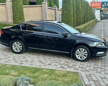 Фольксваген Пассат 2012 в Черновцах на Automoto.ua Черный Фольксваген Пассат, объемом двигателя 1.97 л и пробегом 220 тыс. км за 11200 $, фото 3 на Automoto.ua