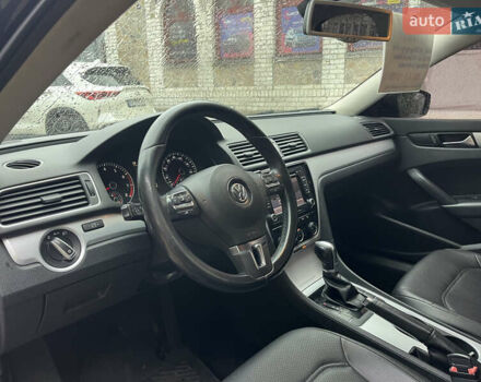 Чорний Фольксваген Пассат, об'ємом двигуна 2.5 л та пробігом 193 тис. км за 10500 $, фото 11 на Automoto.ua