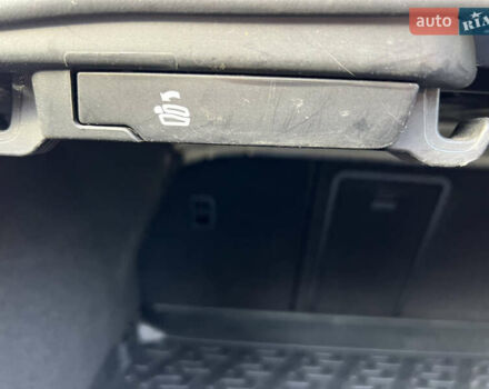 Черный Фольксваген Пассат, объемом двигателя 1.97 л и пробегом 228 тыс. км за 12000 $, фото 91 на Automoto.ua