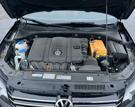 Черный Фольксваген Пассат, объемом двигателя 2.5 л и пробегом 189 тыс. км за 12700 $, фото 9 на Automoto.ua