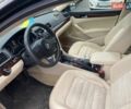 Черный Фольксваген Пассат, объемом двигателя 1.97 л и пробегом 165 тыс. км за 12000 $, фото 7 на Automoto.ua