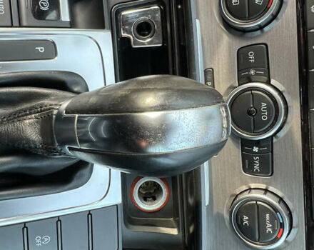 Черный Фольксваген Пассат, объемом двигателя 1.97 л и пробегом 228 тыс. км за 12000 $, фото 84 на Automoto.ua