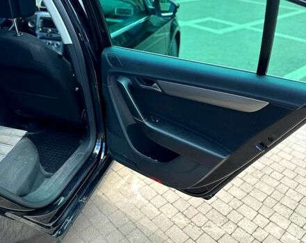 Черный Фольксваген Пассат, объемом двигателя 1.4 л и пробегом 263 тыс. км за 9500 $, фото 2 на Automoto.ua