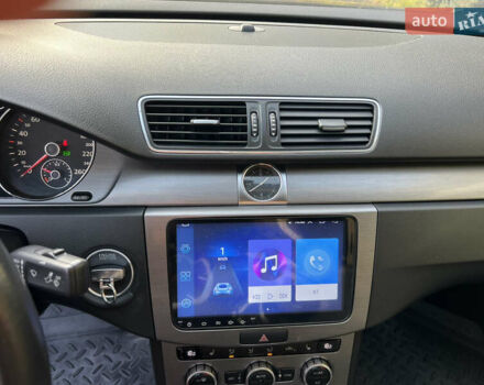 Черный Фольксваген Пассат, объемом двигателя 1.97 л и пробегом 228 тыс. км за 12000 $, фото 48 на Automoto.ua