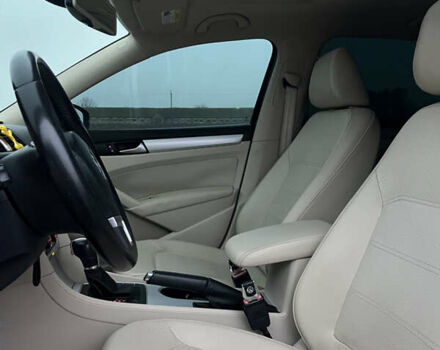 Черный Фольксваген Пассат, объемом двигателя 2.5 л и пробегом 189 тыс. км за 12700 $, фото 11 на Automoto.ua