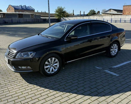 Чорний Фольксваген Пассат, об'ємом двигуна 2 л та пробігом 272 тис. км за 12999 $, фото 5 на Automoto.ua