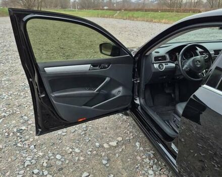 Черный Фольксваген Пассат, объемом двигателя 2.48 л и пробегом 250 тыс. км за 10500 $, фото 10 на Automoto.ua