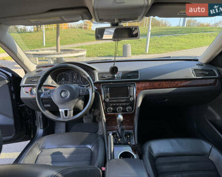 Черный Фольксваген Пассат, объемом двигателя 2.48 л и пробегом 159 тыс. км за 13500 $, фото 23 на Automoto.ua