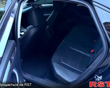 Черный Фольксваген Пассат, объемом двигателя 2.5 л и пробегом 180 тыс. км за 11800 $, фото 3 на Automoto.ua