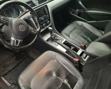 Черный Фольксваген Пассат, объемом двигателя 2.48 л и пробегом 219 тыс. км за 9500 $, фото 9 на Automoto.ua