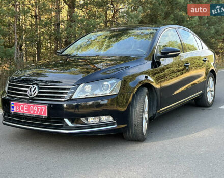 Черный Фольксваген Пассат, объемом двигателя 1.97 л и пробегом 267 тыс. км за 12299 $, фото 7 на Automoto.ua