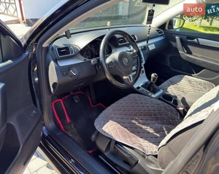 Фольксваген Пассат 2012 в Сторожинце на Automoto.ua Черный Фольксваген Пассат, объемом двигателя 1.97 л и пробегом 254 тыс. км за 14000 $, фото 40 на Automoto.ua