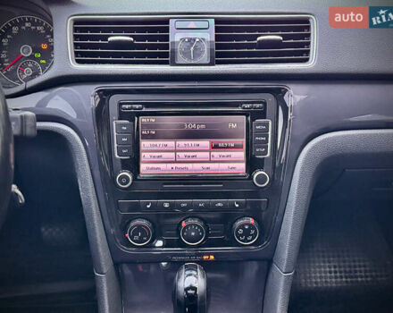 Черный Фольксваген Пассат, объемом двигателя 2 л и пробегом 201 тыс. км за 12950 $, фото 20 на Automoto.ua