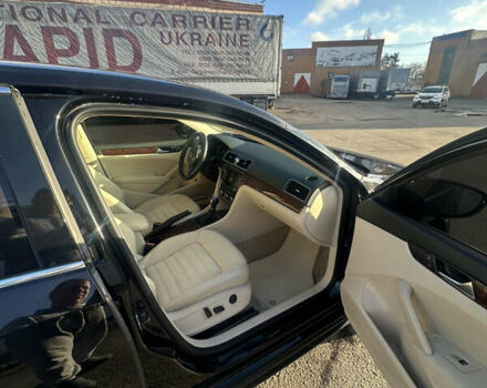 Черный Фольксваген Пассат, объемом двигателя 2.48 л и пробегом 260 тыс. км за 9800 $, фото 9 на Automoto.ua