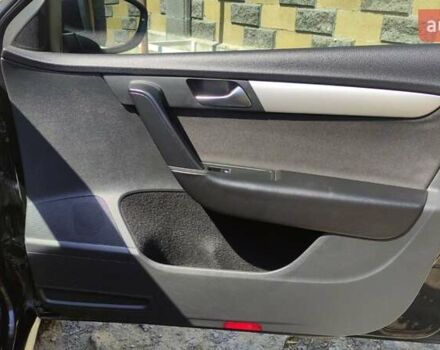 Черный Фольксваген Пассат, объемом двигателя 1.8 л и пробегом 197 тыс. км за 8750 $, фото 11 на Automoto.ua