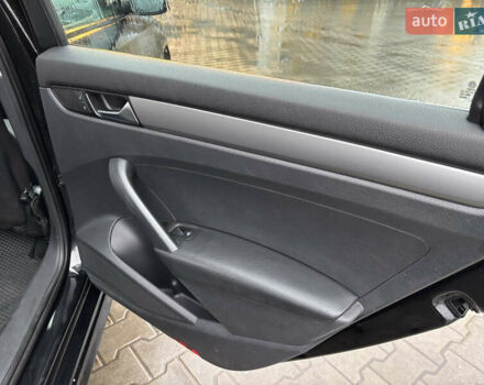 Черный Фольксваген Пассат, объемом двигателя 2.5 л и пробегом 302 тыс. км за 7700 $, фото 15 на Automoto.ua