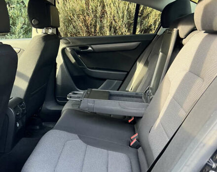 Черный Фольксваген Пассат, объемом двигателя 1.97 л и пробегом 228 тыс. км за 12000 $, фото 58 на Automoto.ua